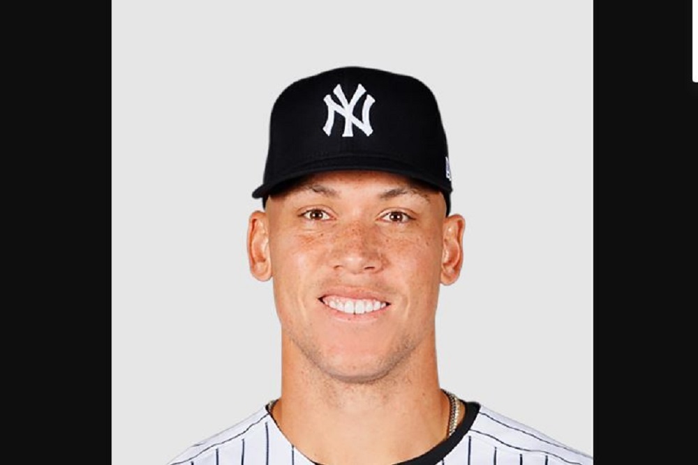 Yankees’ Aaron Judge Breaks Roger Maris’s AL Home-Run Record