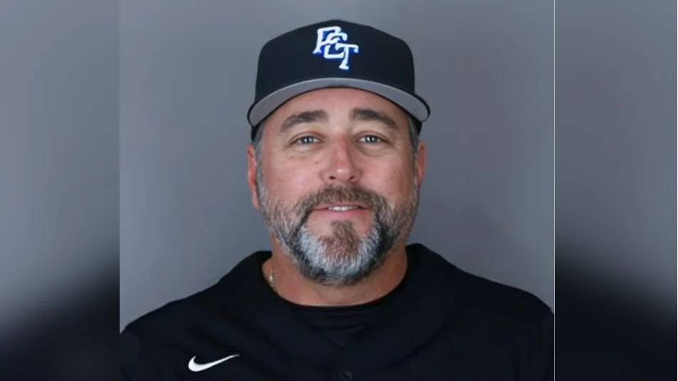 Giants defeat Wildcats in United East baseball matches