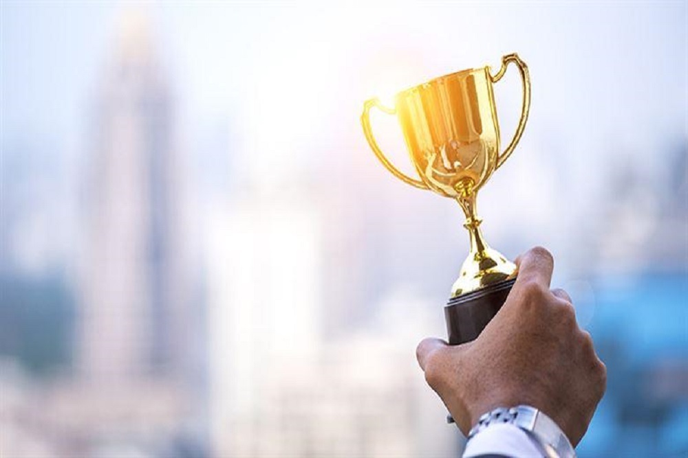 ROBERT MORRIS UNIVERSITY: Eight Students Honored with Presidential Undergraduate Award