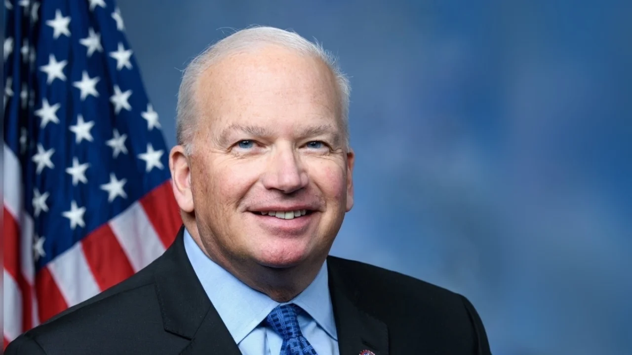 Scott Fitzgerald introduces new legislation and highlights local achievements