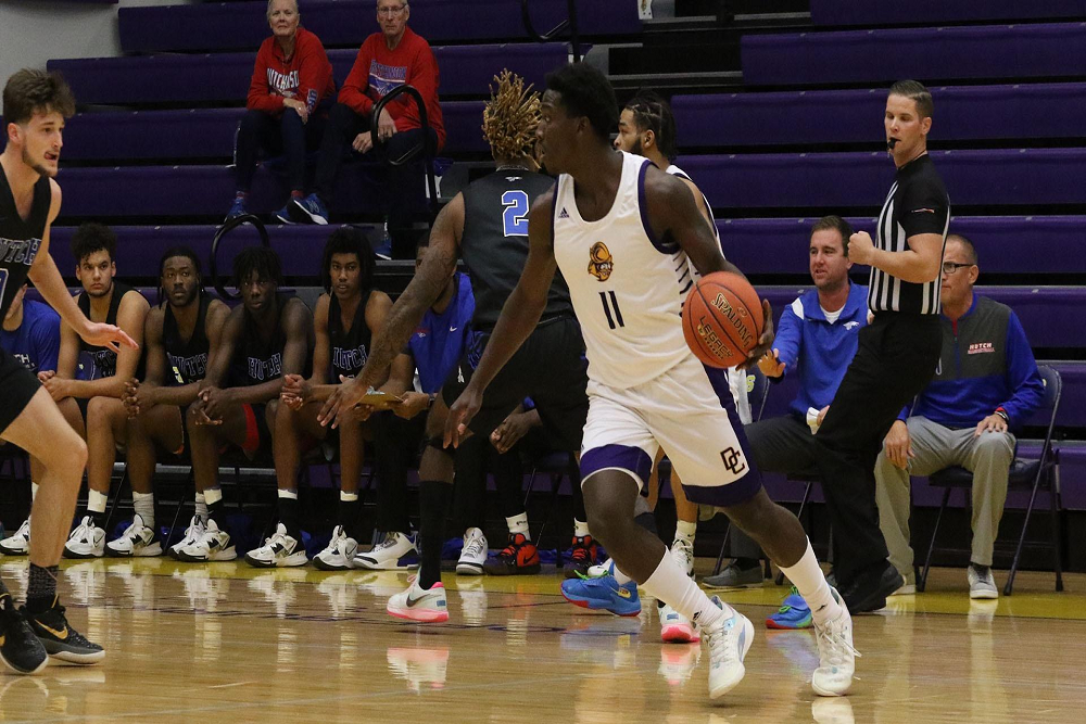 Dodge City men’s basketball team has had a strong season and sits at 10-2 on the season and 6-1 in the KJCCC after a 1-1 week last week. Dodge City men’s basketball team has had a strong season and sits at 10-2 on the season and 6-1 in the KJCCC after a 1-1 week last week.