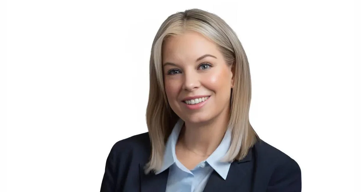 Hillary L. Schieve, Mayor