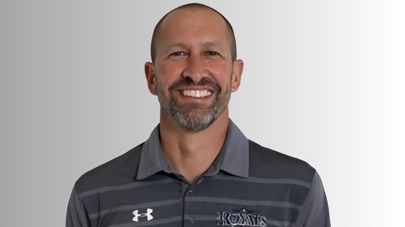 Head Coach Dan Whittington