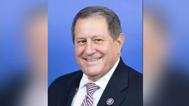 joe morelle criticizes trump’s tariffs and healthcare cuts; supports press gallery renaming