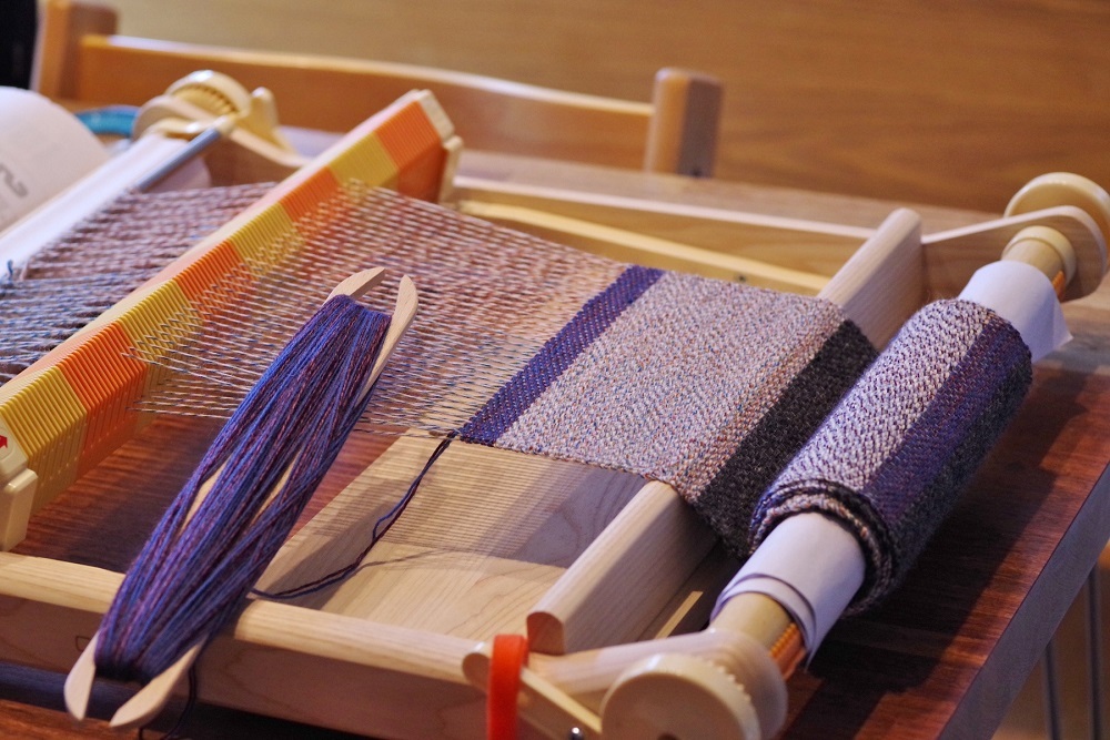 Small Loom Weaving to be held May 6