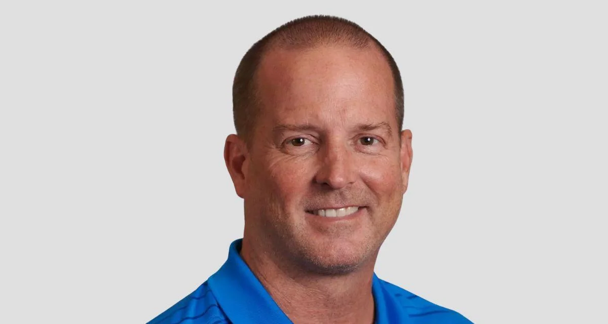 John Hawks , head coach