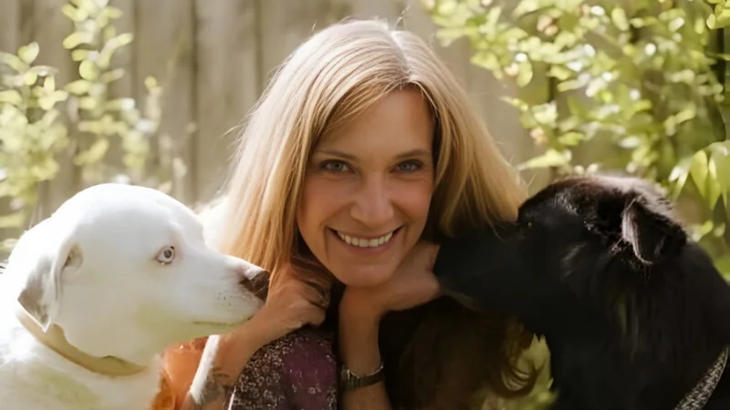 Melissa Rae Sanger, LVT The PETA Foundation