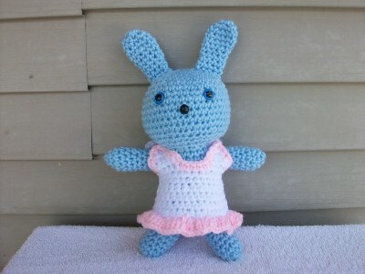 Yarn Bunny (Ages 18 & Older)