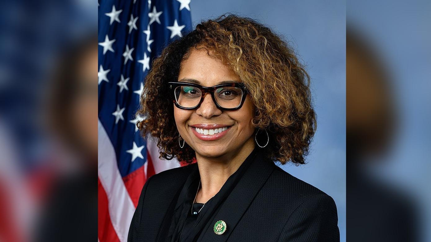 Sydney Kamlager-Dove U.S. House of Representatives from California%27s 37th district - Official U.S. House Headshot Sydney Kamlager-Dove U.S. House of Representatives from California%27s 37th district - Official U.S. House Headshot