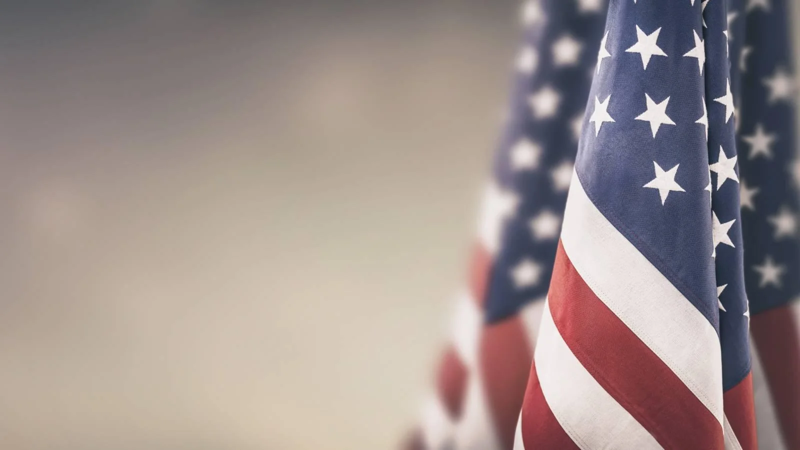 Mountain Hardware and Sports to give away American flags