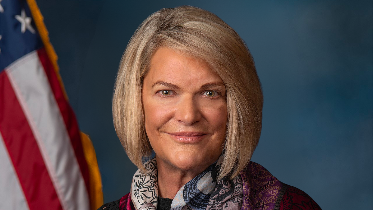 Lummis Opposes Biden Admin Expanding the Endangered Species Act