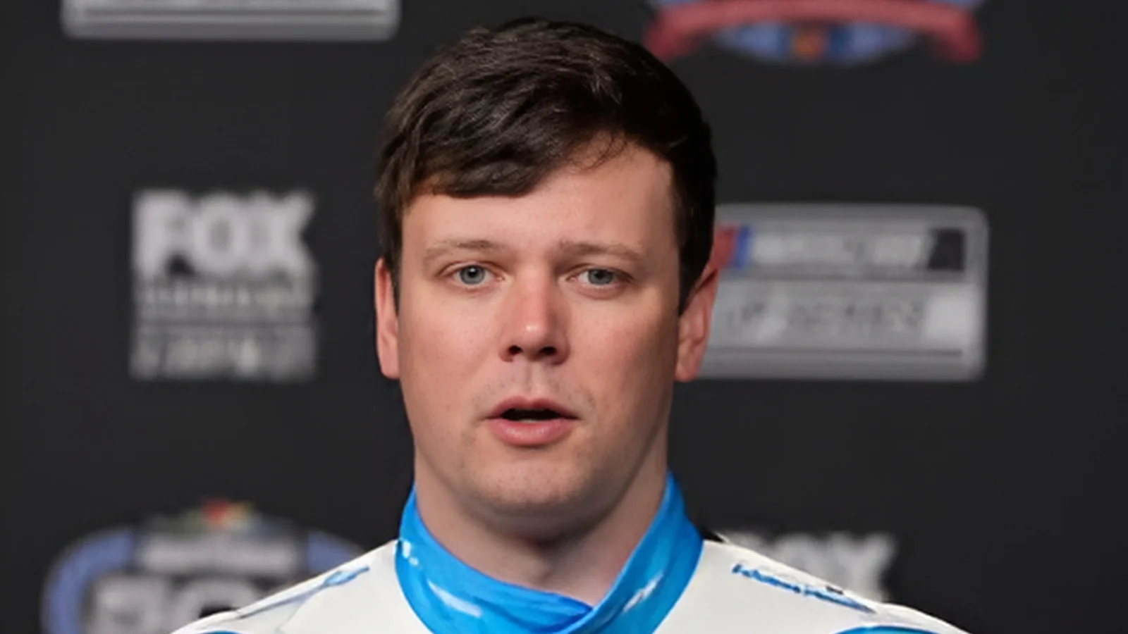 Erik Jones, Advent Health, Deliver A Book Vending Machine in Florida