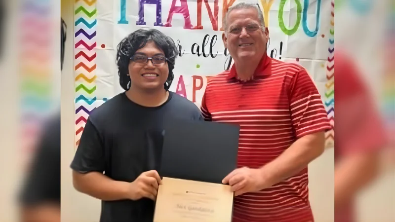 Alex Gandalera, Employee of the Month