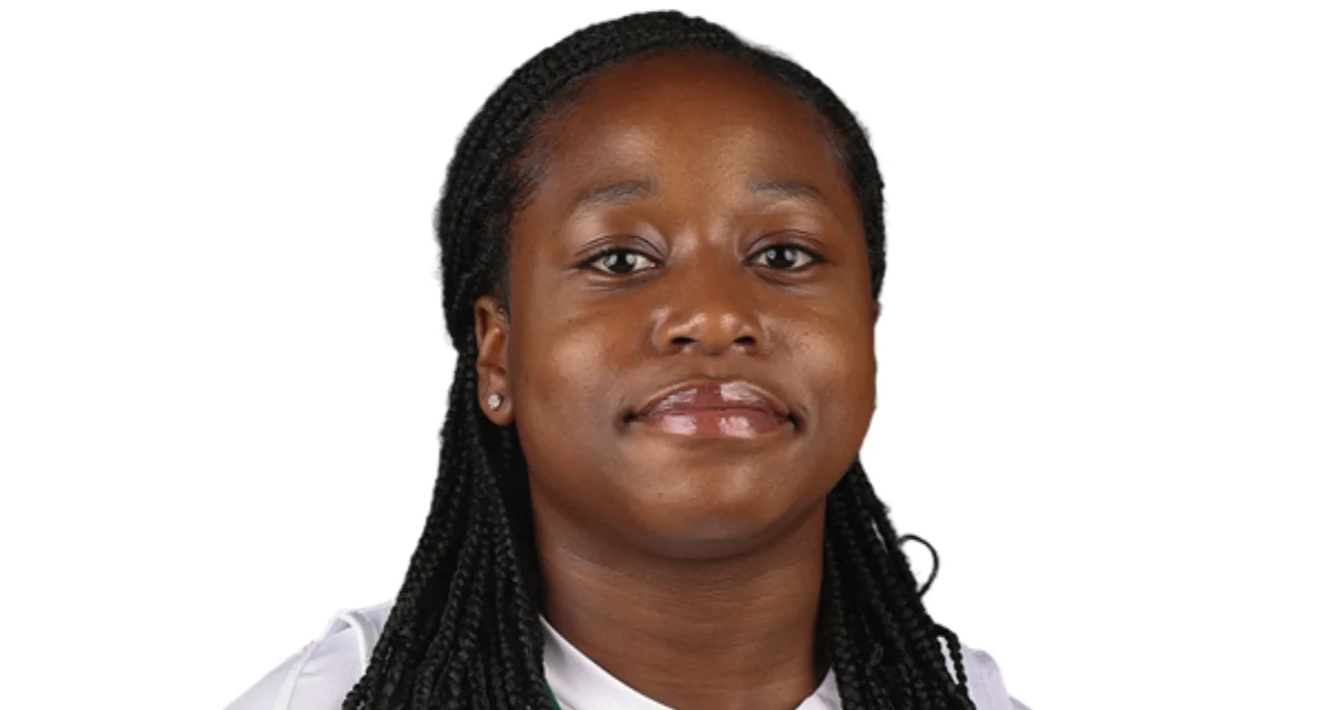 Sophomore guard Vanessa McManus