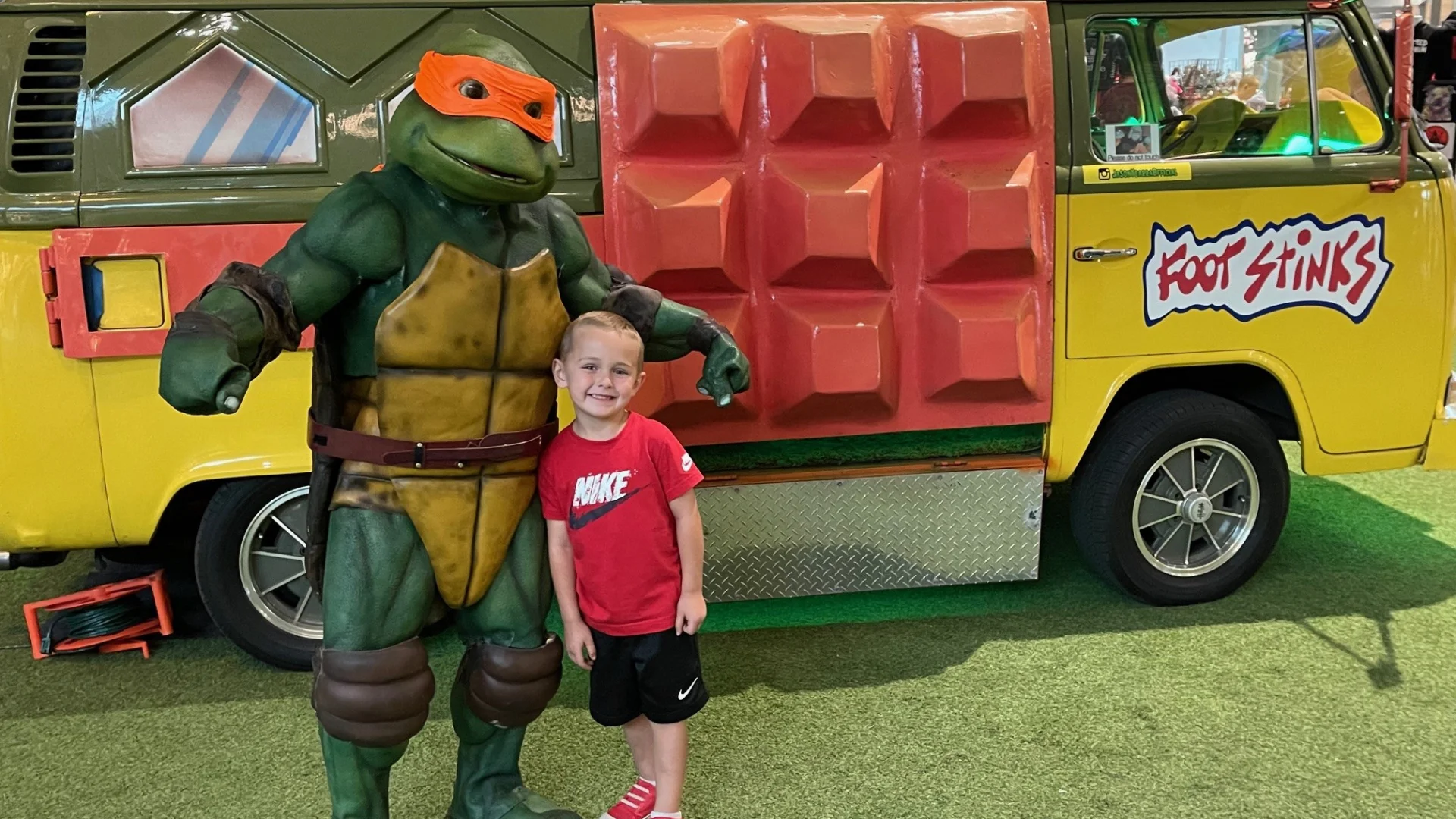Teenage Mutant Ninja Turtles Van