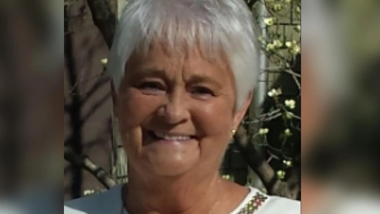 Dionna Hope Wilson - Floral Hills Memorial Gardens & Funeral Home & Mausoleum Dionna Hope Wilson - Floral Hills Memorial Gardens & Funeral Home & Mausoleum