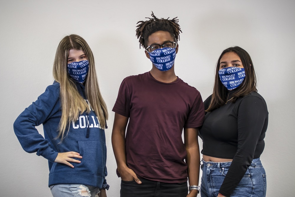 Looking To Cut College Expenses? Apply For Financial Aid — It’s Worth It